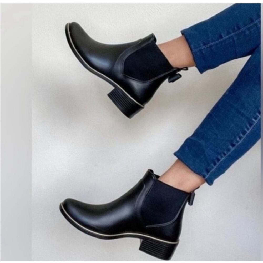 Kate Spade New York Black Solstice Sleek PVC Chelsea Rain‎ Boots Size 11 NWOB